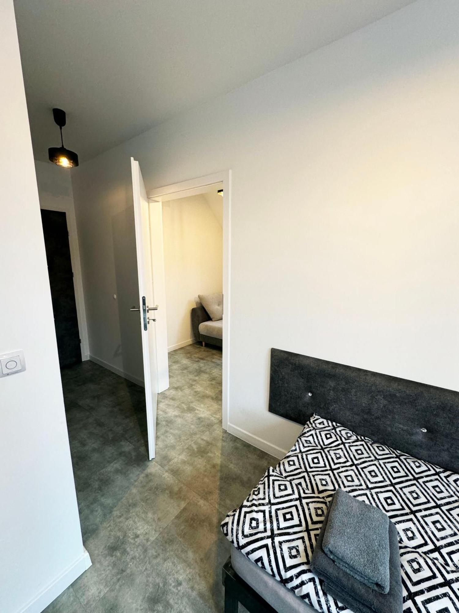 Pokoje Pod Palacem Koszecin Exterior foto